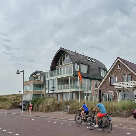 Krab Aan Zee * Egmond aan Zee